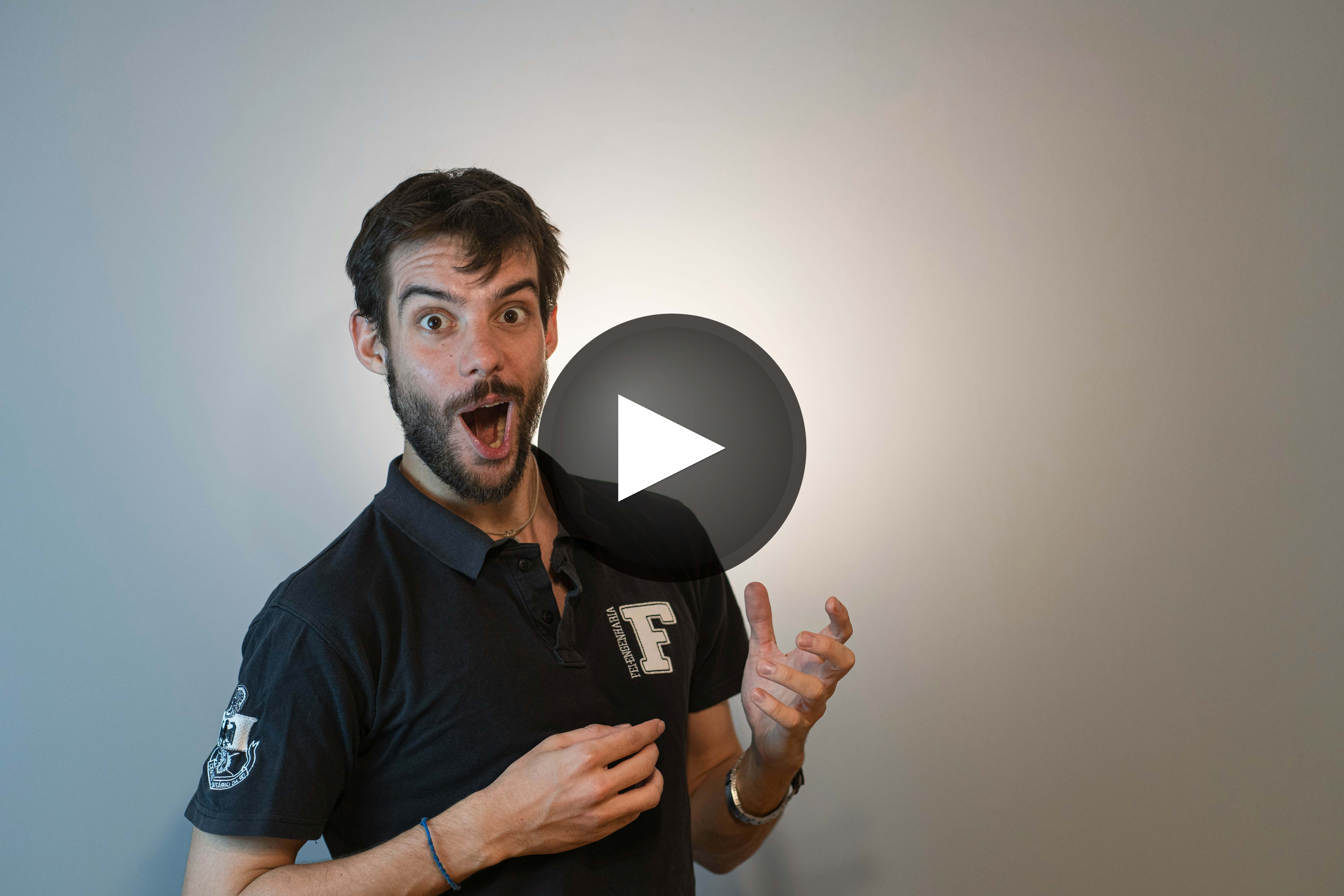 Image with play button example